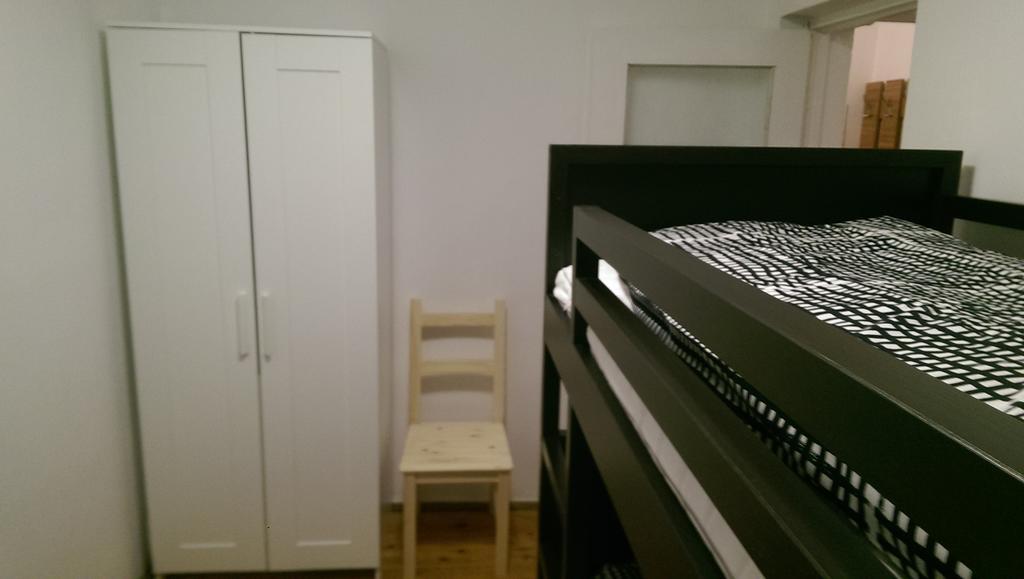 CH4 Apartment Mediaş Værelse billede