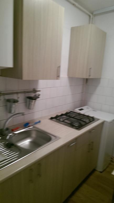 CH4 Apartment Mediaş Værelse billede